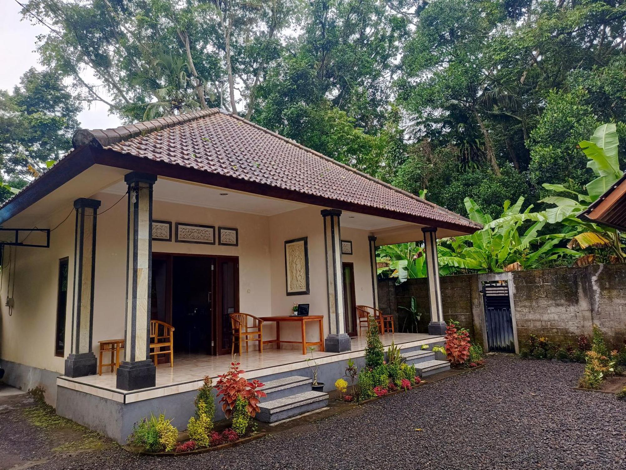 Kaeles House