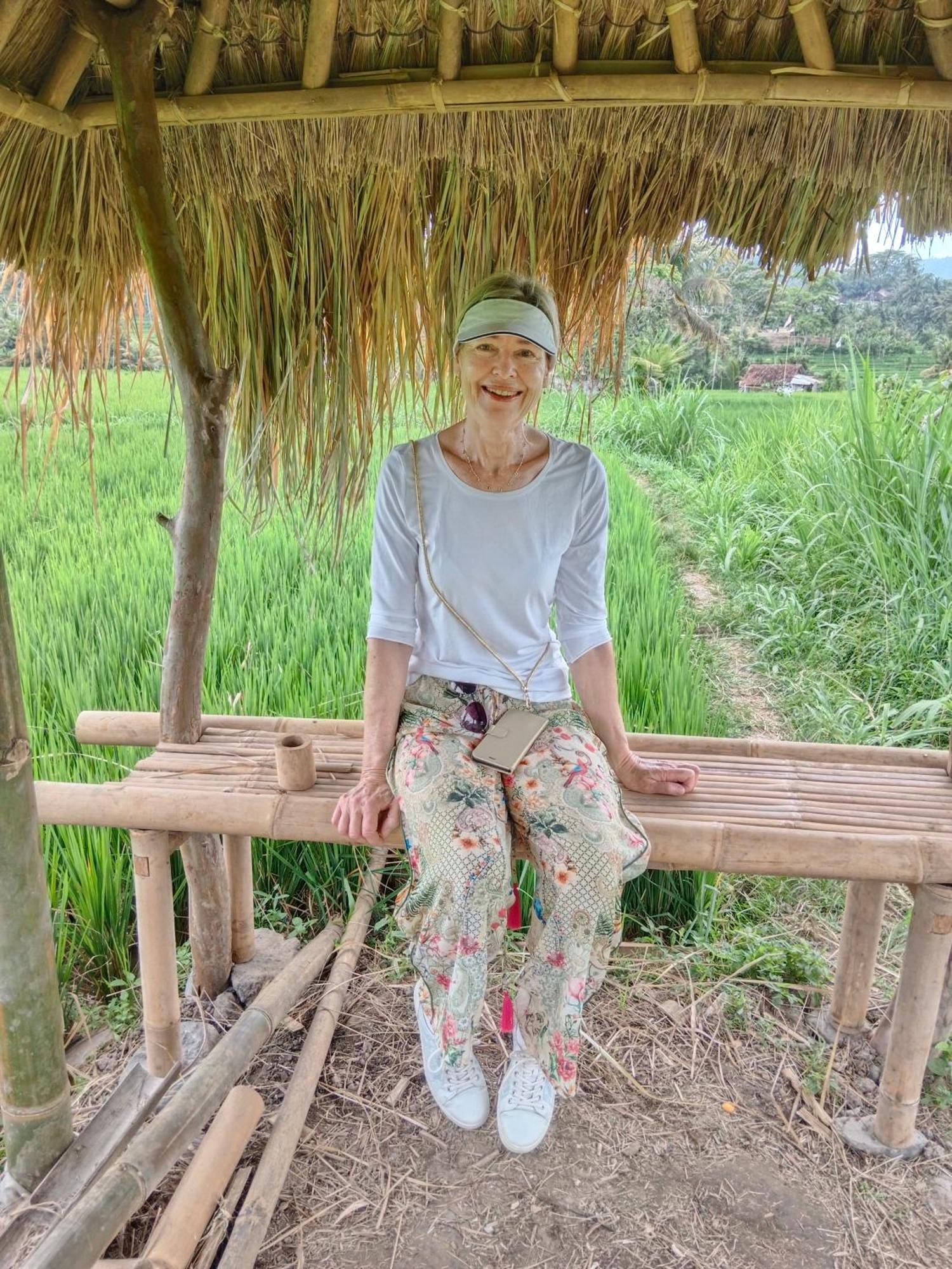 Kaeles House Homestay *